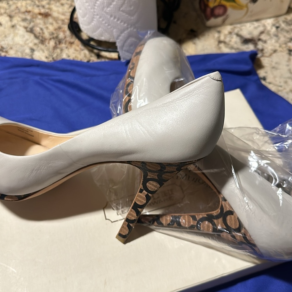 Coach high heels, 9.5 size pump